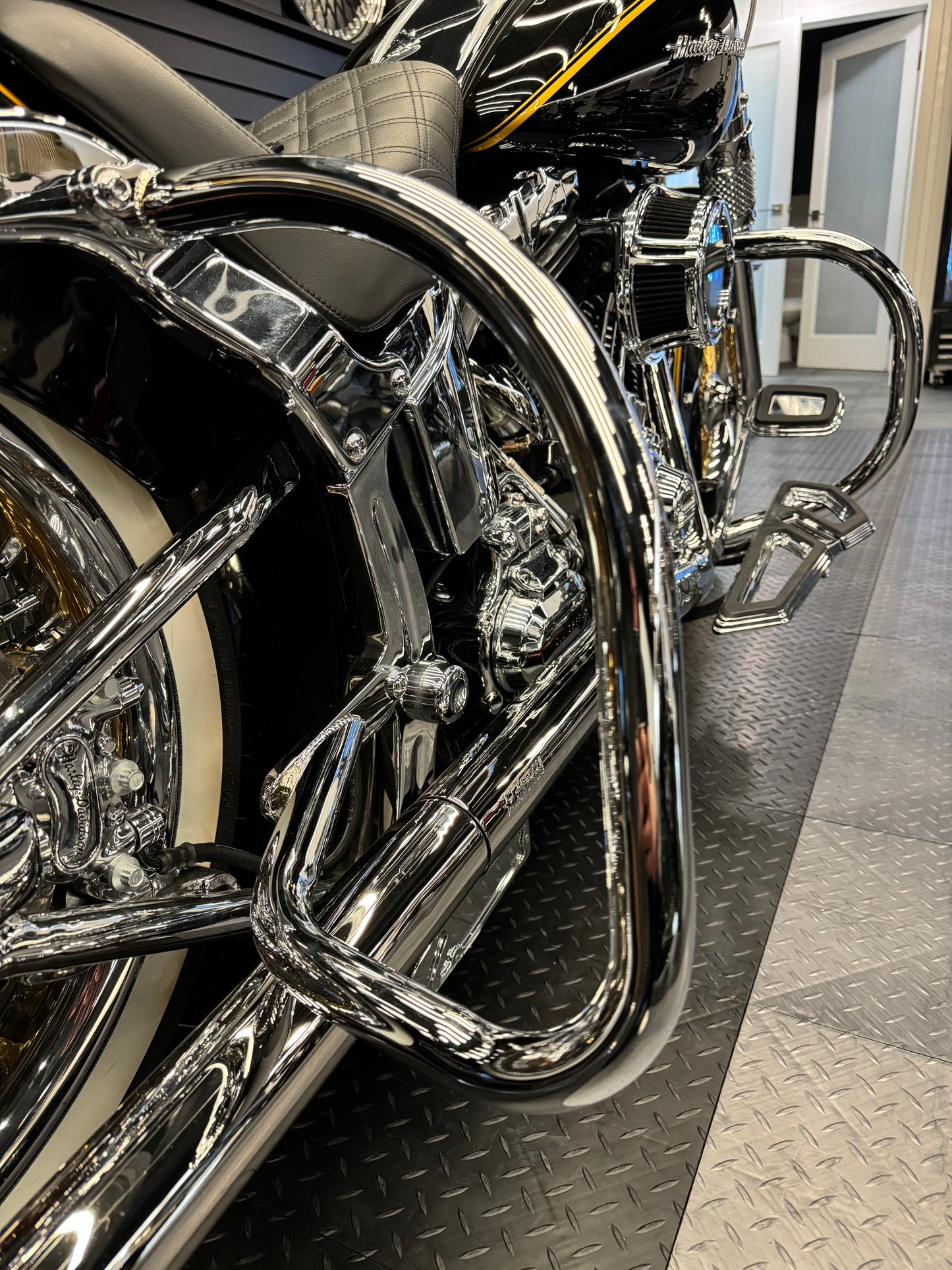 Softail Engine Guard (Front)