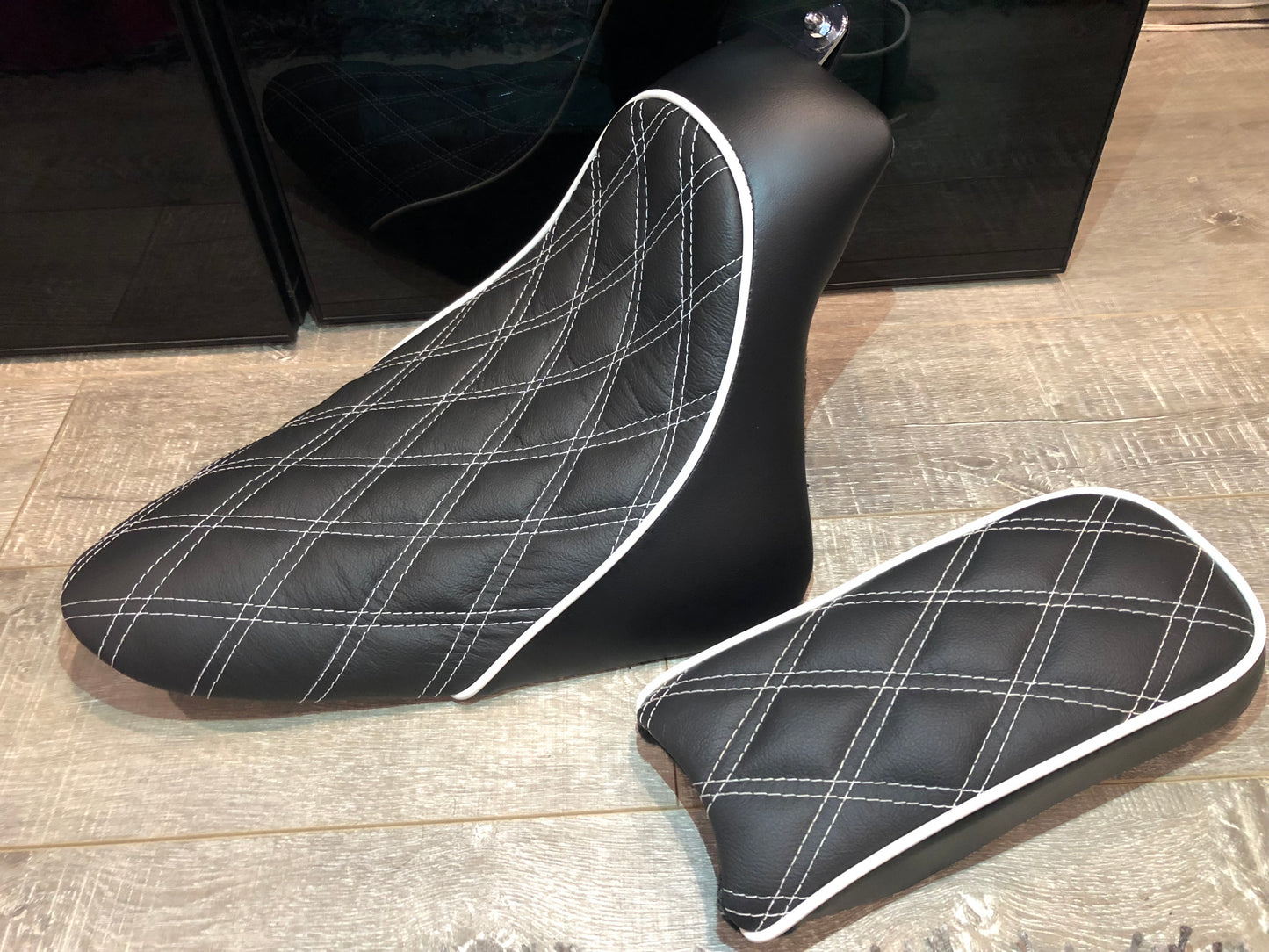 SOFTAIL SEAT
