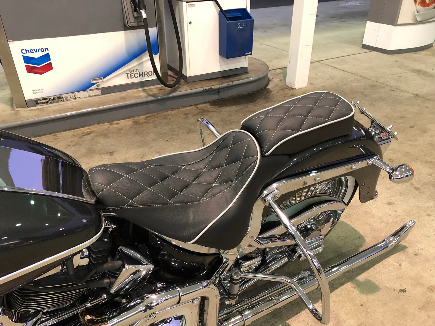 SOFTAIL SEAT