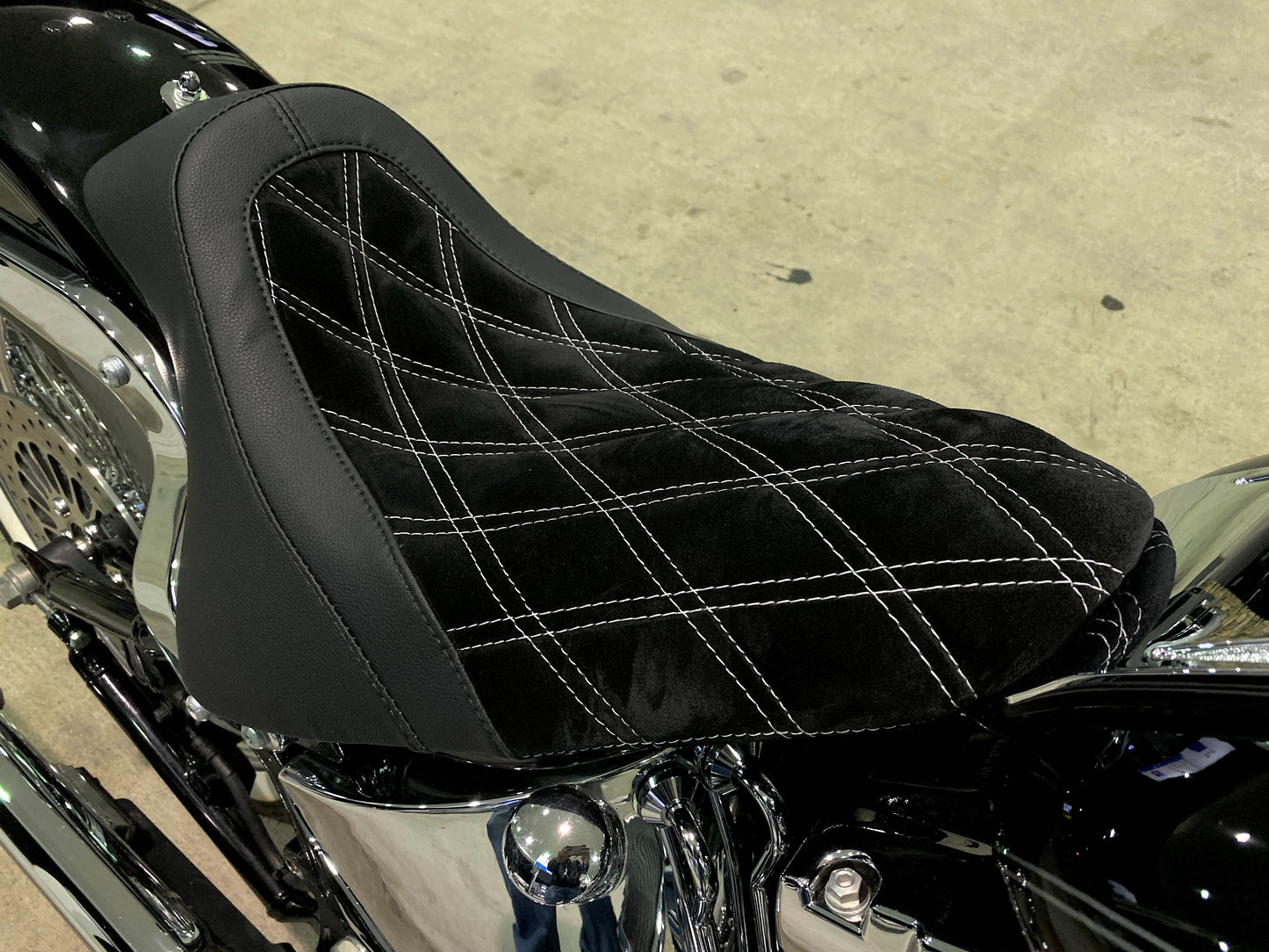 SOFTAIL SEAT