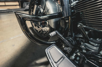 2024+ Touring Meathook Engine Guard – Black Chrome (Low)