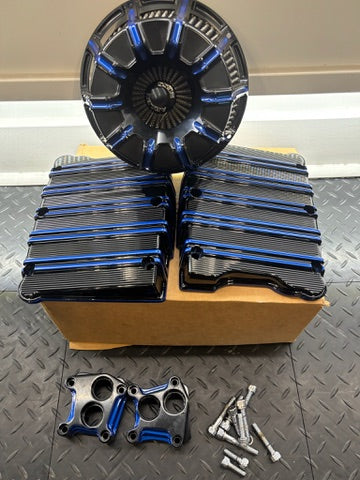 08- 16 Touring - Rocker Box Cover - Air breather - push rod base cover