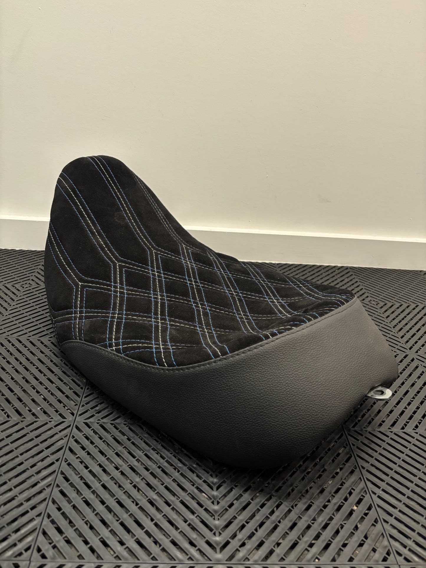 08-23 Touring Solo Custom Seat Suede Black/ Grey / Blue Stitching