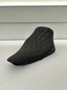 Harley Softail Slim Seat 2011–2017 (New)