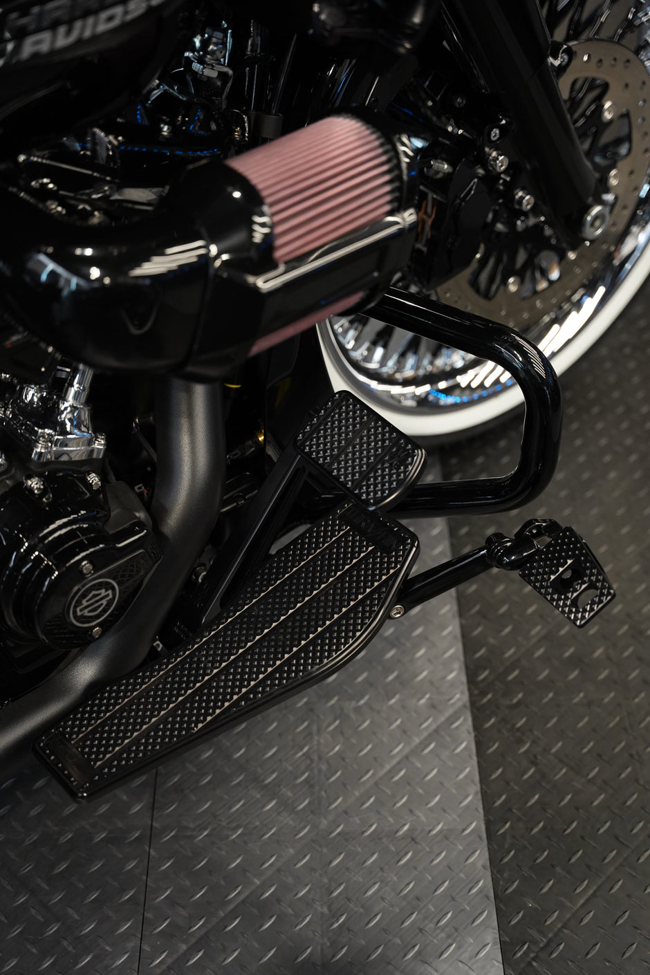 Harley Floorboards & Foot Controls | Long Beach Custom Baggers – Long ...