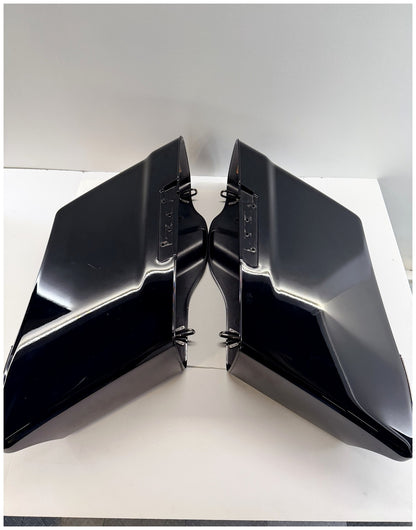Harley-Davidson Stretched Saddlebags with Speaker Lids – Black