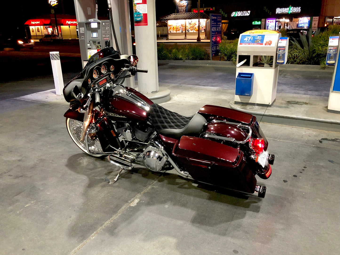 BAGGER SEAT