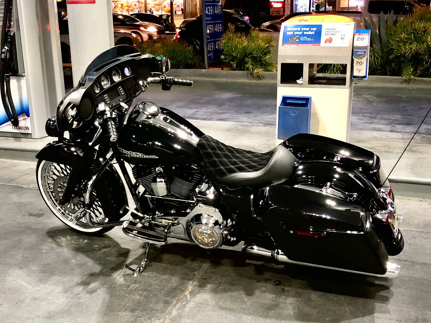 BAGGER SEAT